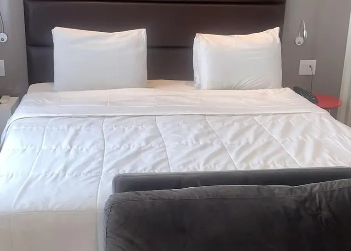 Flat Com Excelente Localizacao - Vila Olimpia